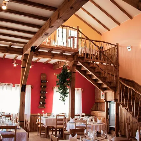 Mulagueta -restauracao E Farm stay *